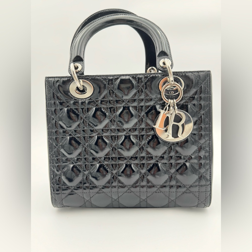 🖤 Lady Dior Medium Patent Leather Tote – Black 🖤